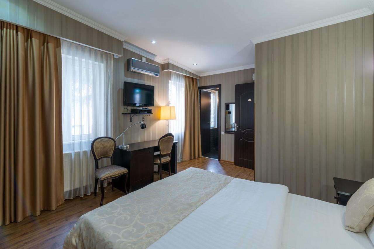 Отель Garden View Тбилиси Экстерьер фото